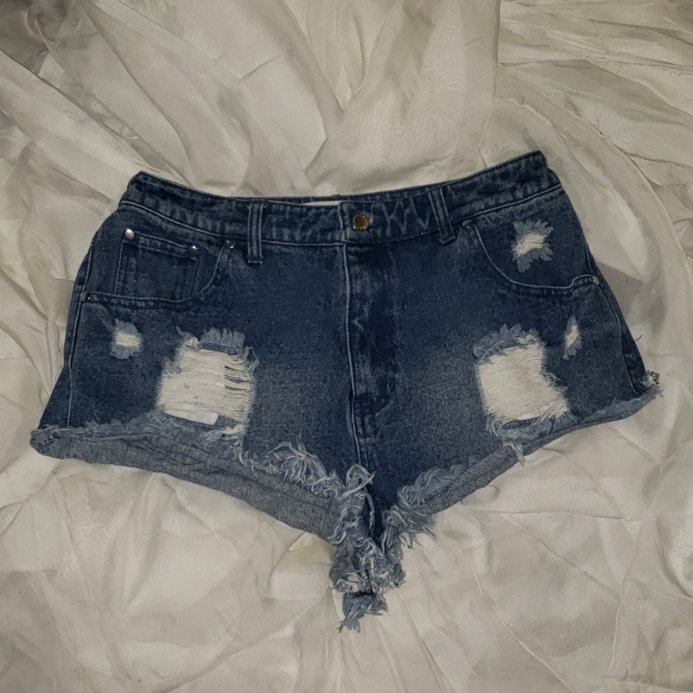 Finders Keepers Cutoffs